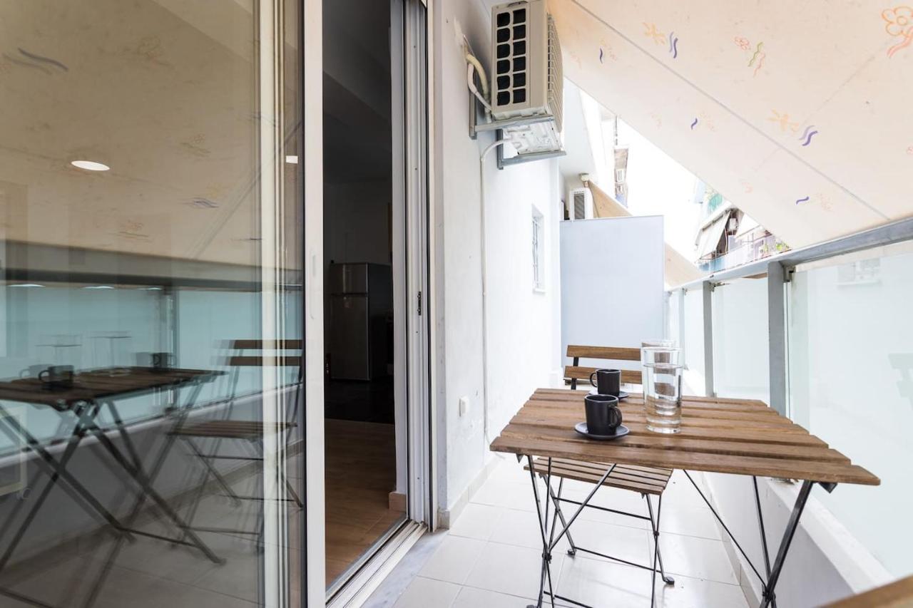 Stunning Flat With Lovely Terrace & Parking Garage เอเธนส์ ภายนอก รูปภาพ